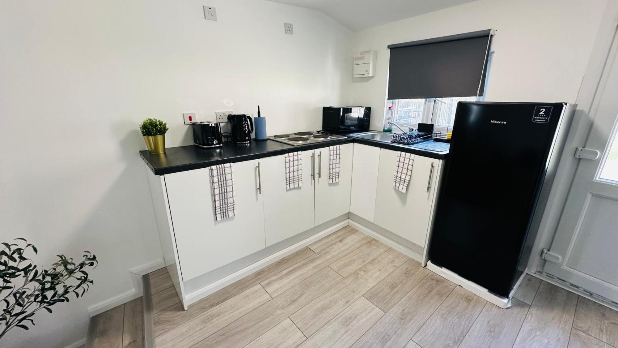 Cosy And Comfy Apartment Лондон Екстериор снимка
