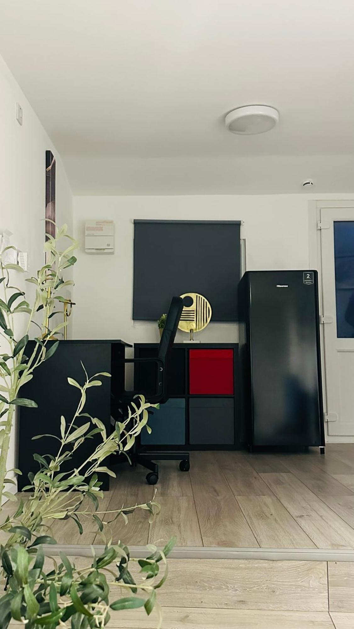 Cosy And Comfy Apartment Лондон Екстериор снимка